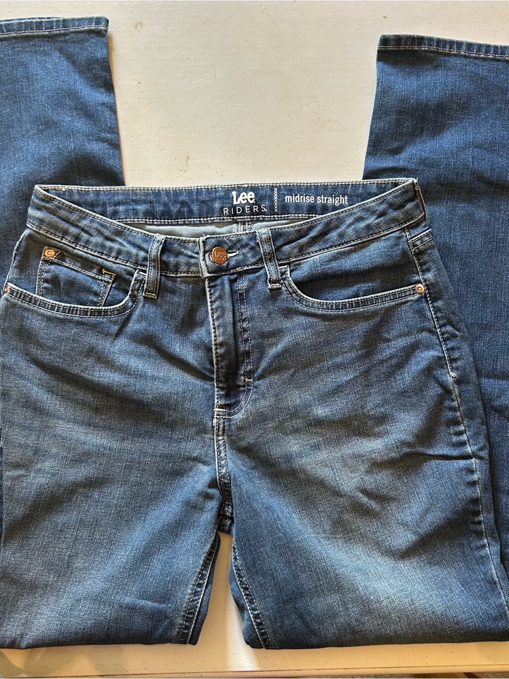 Lee Riders Mid Rise Straight Leg Jeans – Women’s Size 10/12 – 30×30